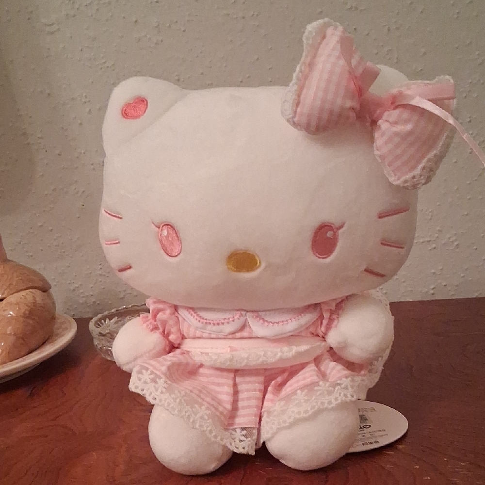 Hello Kitty Plush With Pink Outfit (Licensed)